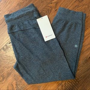 LULULEMON Ready to Rulu Jogger Crop, 6